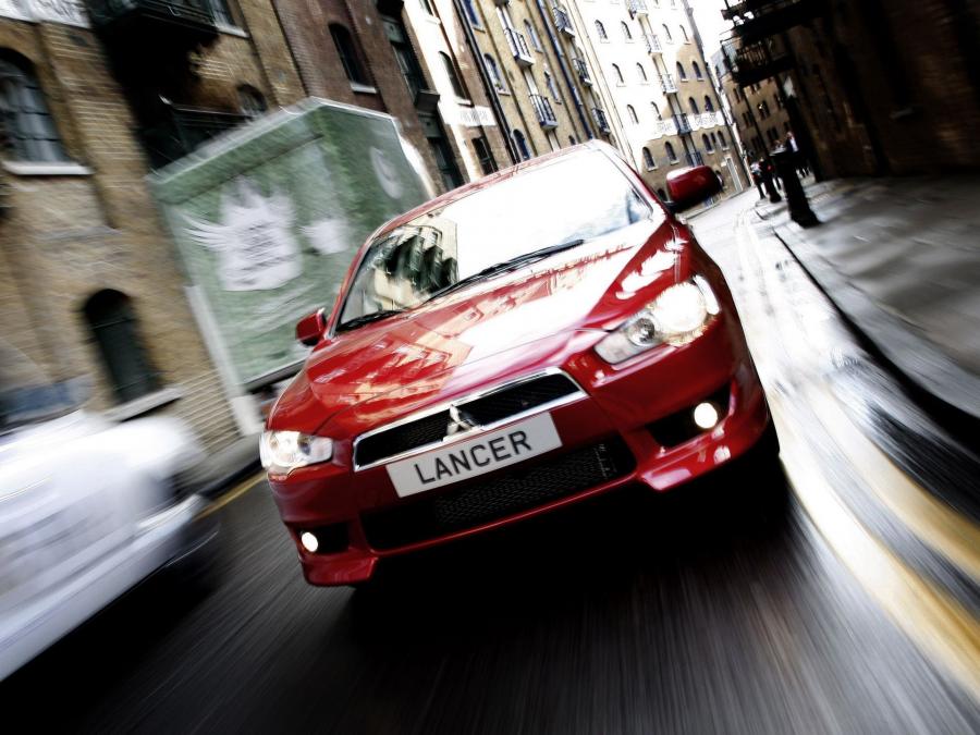  Mitsubishi Lancer X Sedan 2007 года  (фото 8 из 9)